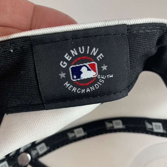 Boston Red Sox MLB White New Era The Golfer Snapback Hat New - Picture 6 of 6